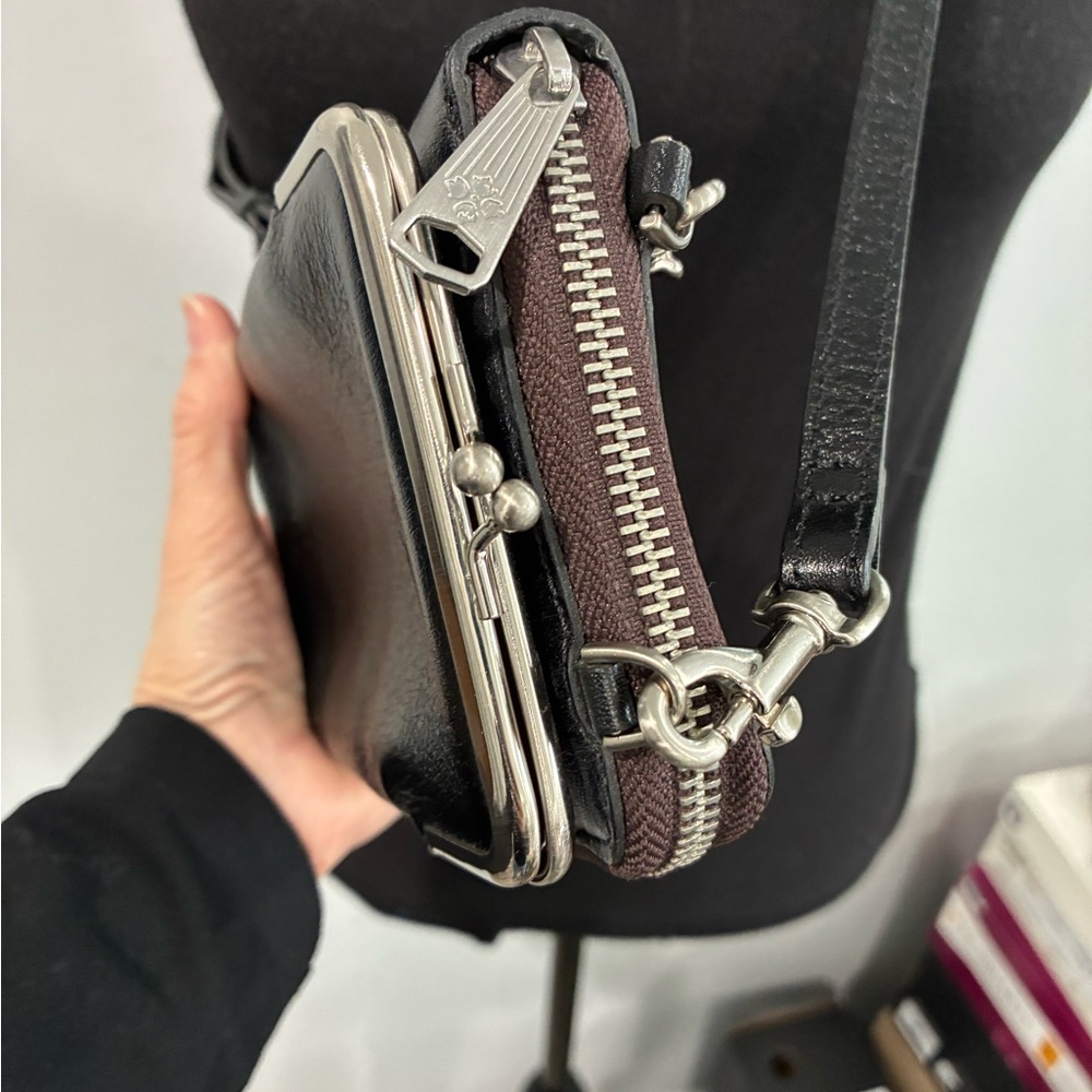 Patricia Nash Black Crossbody Bag - Picture 4 of 11